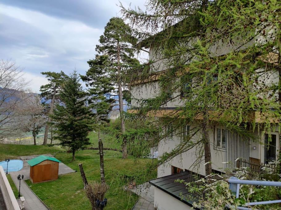 Grosse 4 Zimmer Wohnung Mit Traumhafter Aussicht บัดรากัซ ภายนอก รูปภาพ